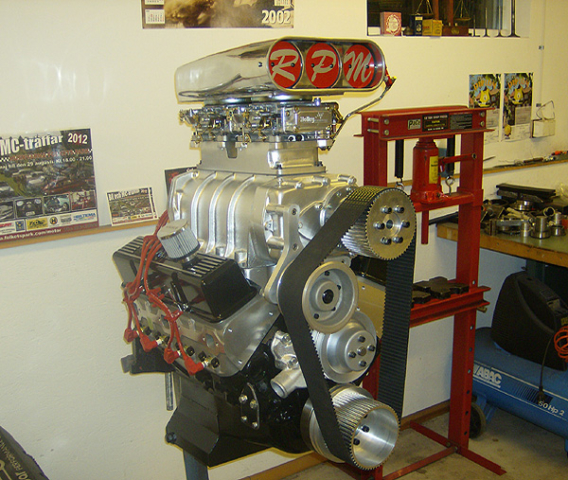 Chevrolet 383 med 6-71 kompressor